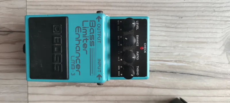 BOSS LMB-3 Limiter Enhancer Pedal