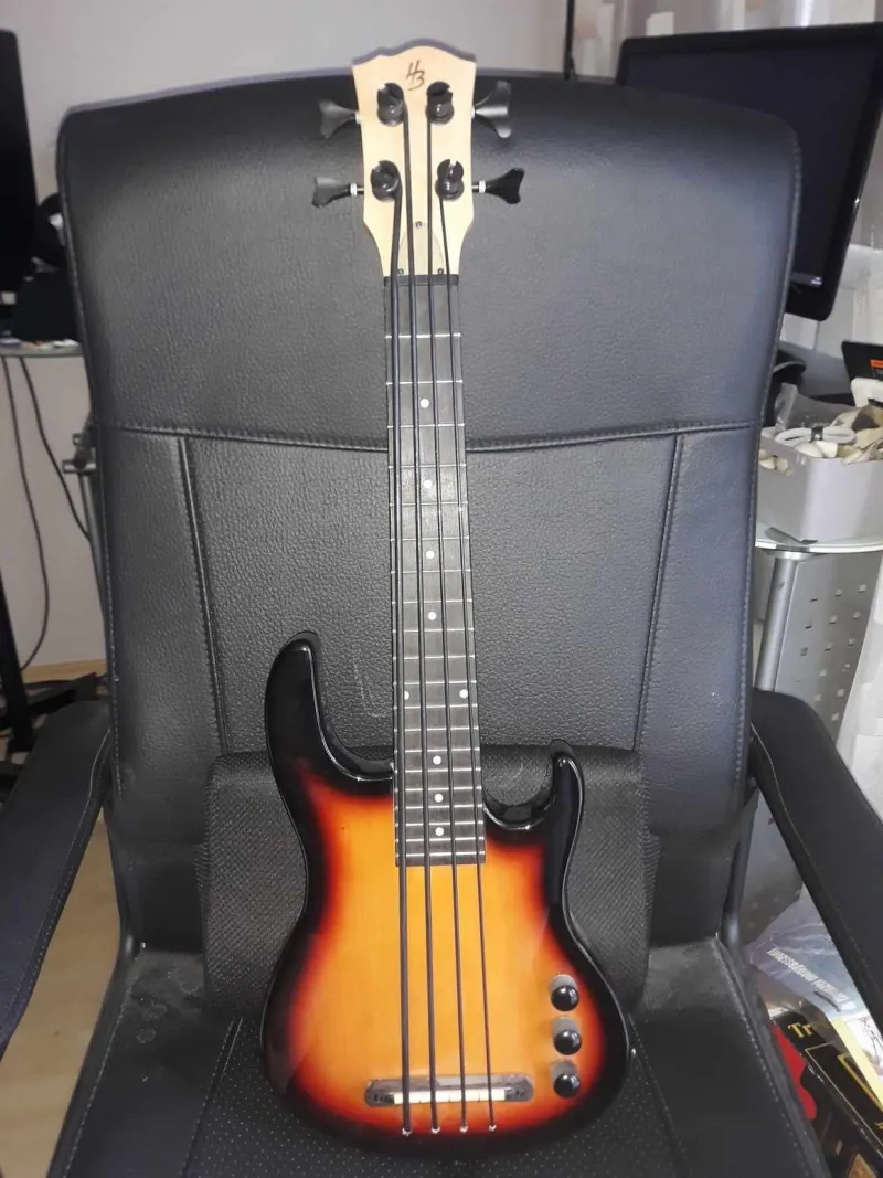 Harley Benton Solid U-Bass Bass guitar