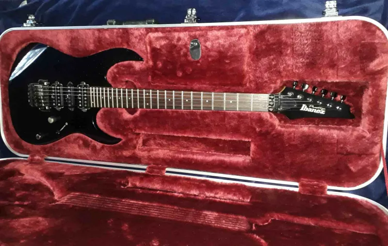 Ibanez RG1570 Prestige E-Gitarre