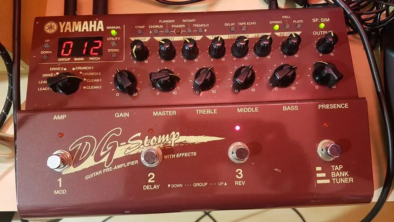YAMAHA DG Stomp Multi-effect
