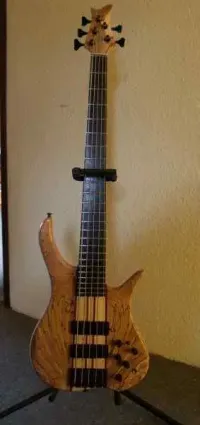 MLP King 5 Huros 5-Saiter Bass-Gitarre [August 1, 2024, 9:30 pm]