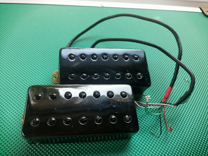 - Passzív 7 húros Pickup set