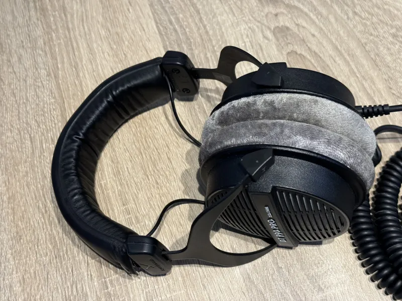 Beyerdynamic DT 990 Pro 250 ohm Štúdiové slúchadlá