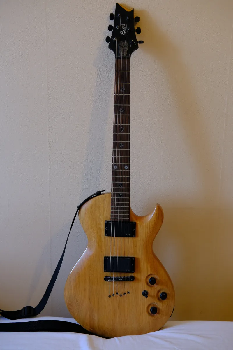 Cort EVl-Z4 Electric guitar