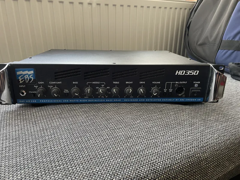 EBS HD 350 Bass guitar amplifier