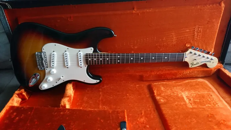 Fender American Vintage Reissue AVRI 70 Stratocaster Guitarra eléctrica