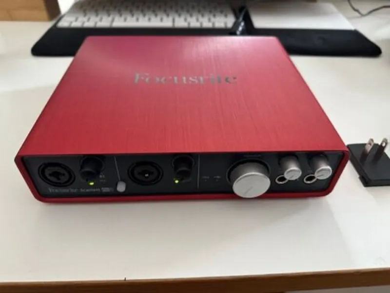 Focusrite Scarlett 6i6 interfész External sound card