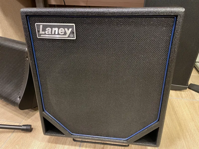 Laney Nexus SLS 112 Bass guitar combo amp