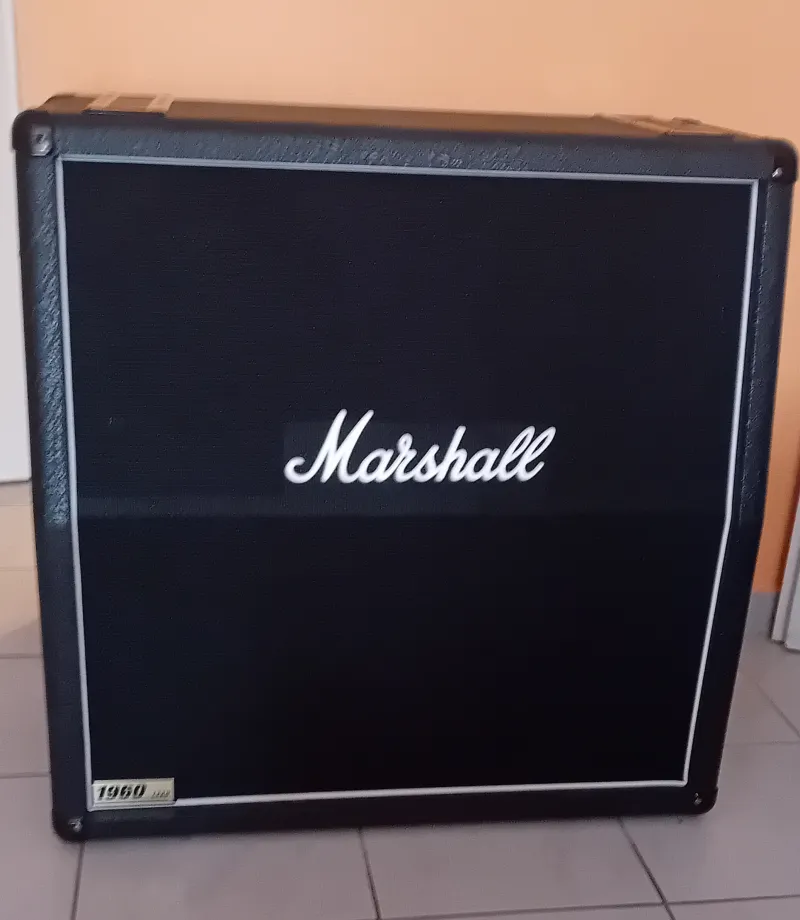 Marshall 1960 A LEAD Guitar cabinet speaker