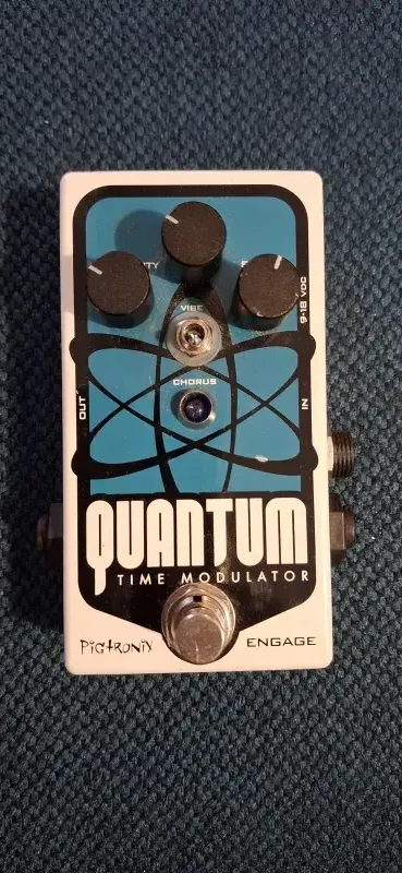 Pigtronix Quantum Time Modulator Coro analógico