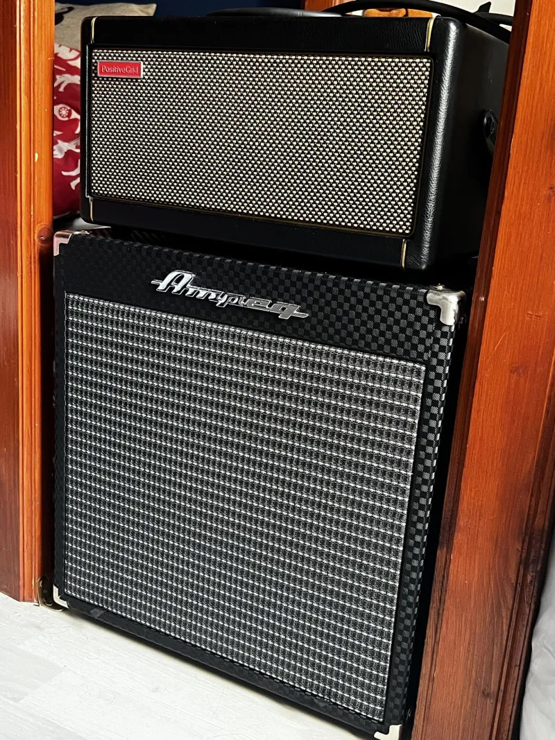 Positive Grid Spark 40 Guitar combo amp