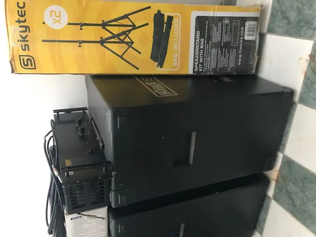 QSC Power amplifier 5.1 PA system