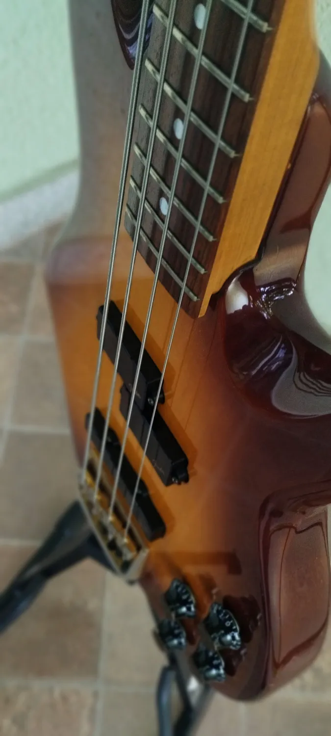 Fender Fender Precision Lyte Basszusgitár