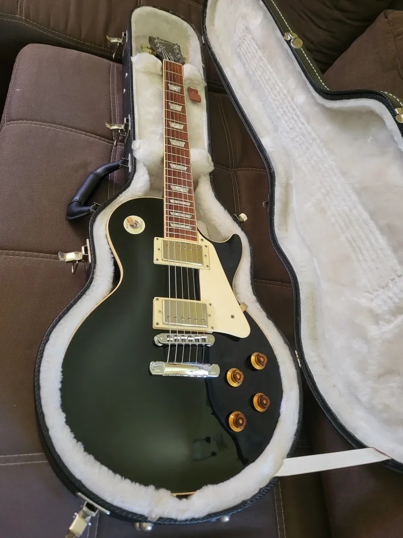 Gibson 1999 Standard Les Paul Electric guitar