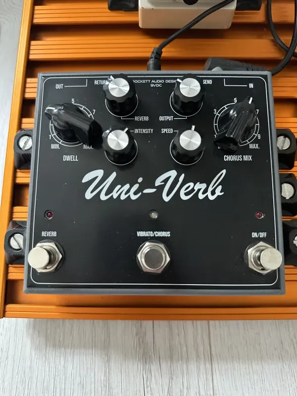 J. Rockett Uni-Verb Pedál