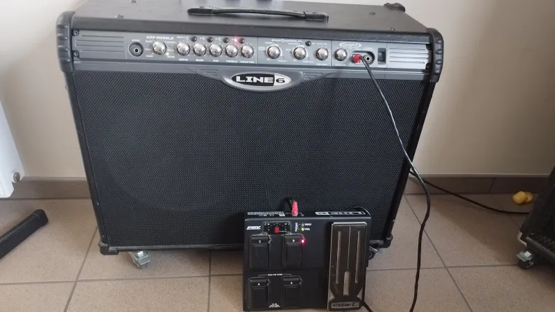 Line6 Spider II 212 + FBV Express MK1 Gitarrecombo