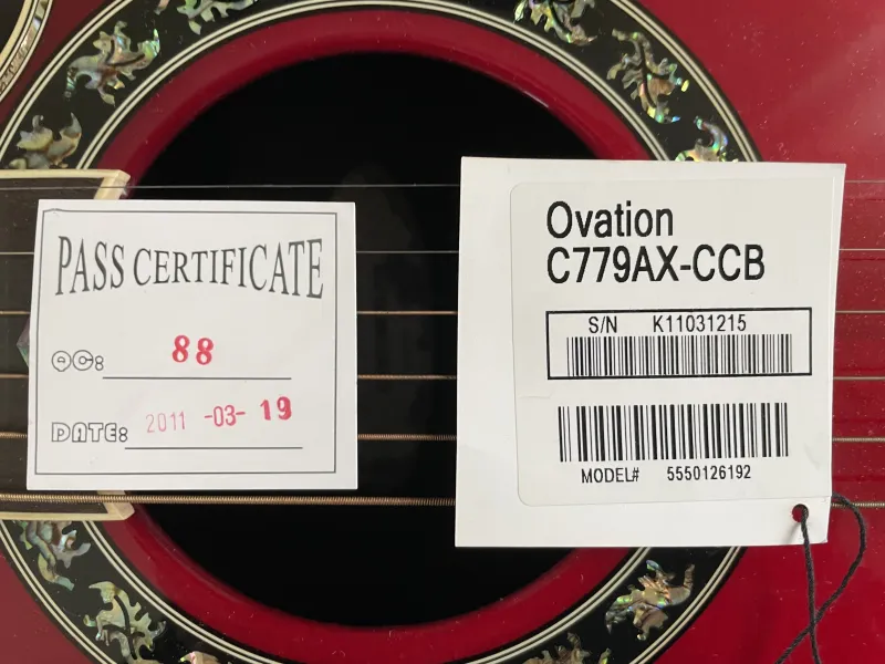 Ovation Custom Elite Guitarra electroacústica