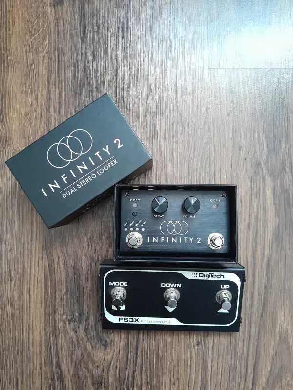 Pigtronix Infinity V2 Looper+Digitech 3 pontos vezérlő Loop station