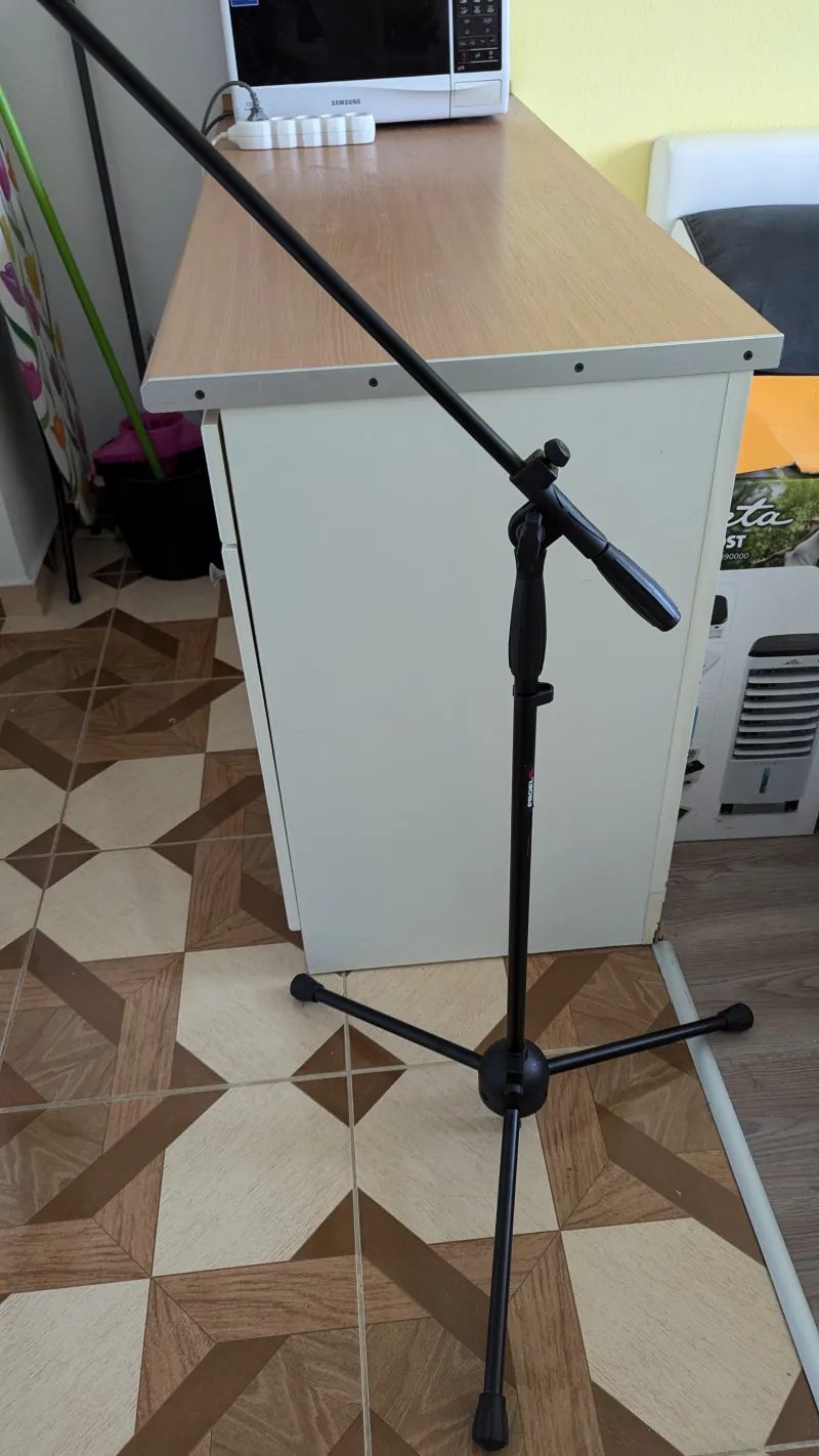 Proel  Mikrofon állvány