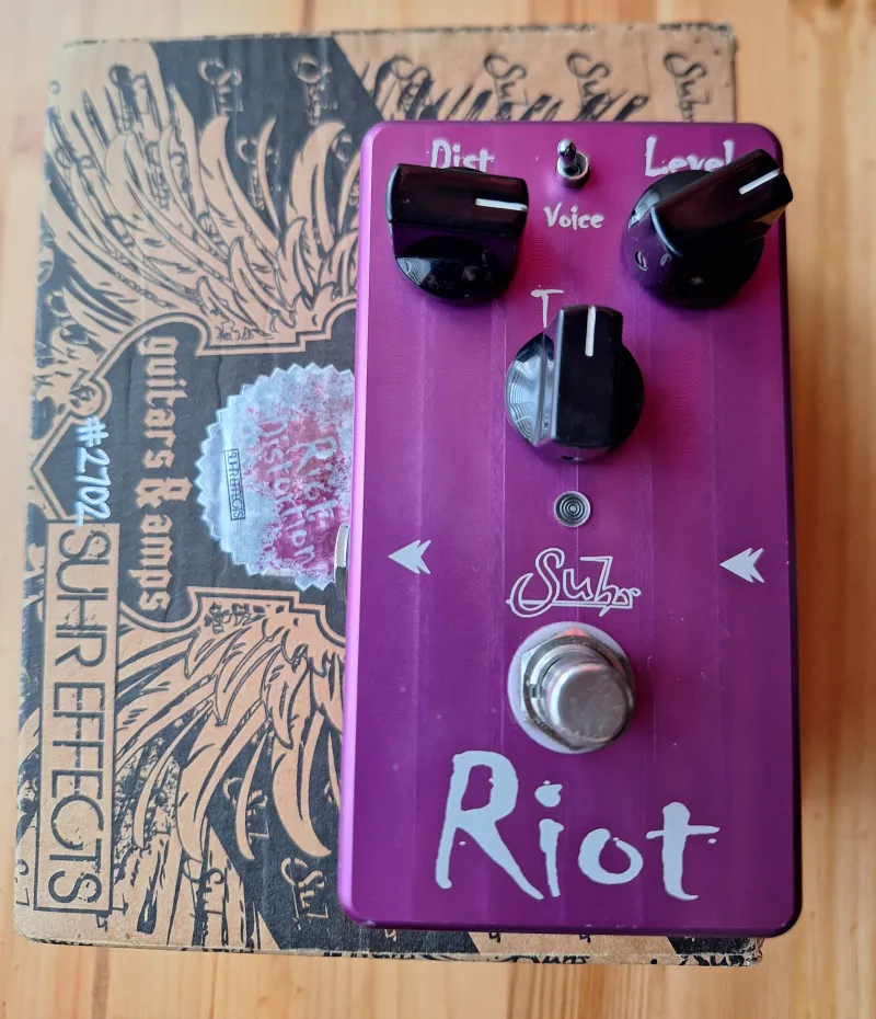 Suhr Riot Distrotion