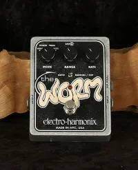 EHX Worm Tremolo Vibrato