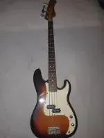 Baltimore by Johnson P Bass Bass guitar [September 8, 2024, 9:53 pm]