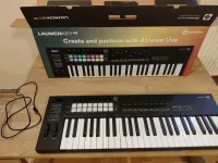 NOVATION LaunchKey 49 MK3 MIDI klávesnica [September 5, 2024, 1:46 pm]