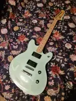 Squier Contemporary Starcaster Surf Pearl