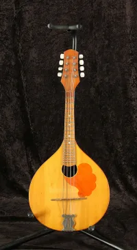 - Bolgár mandolin keménytokkal Mandoline - Vintage52 Hangszerbolt és szerviz [Day before yesterday, 5:48 pm]