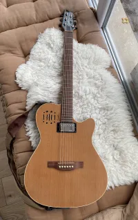 Godin A6 ultra Electro-acoustic guitar [October 4, 2024, 10:24 am]