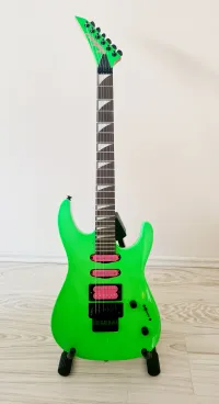 Jackson X Series Dinky DK3XR HSS IL Neon Green Jackson X Series Dinky DK3XR HSS IL Neon Green