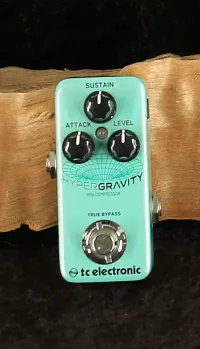 TC Electronic Hyper Gravity Mini Comp Pedal - Vintage52 Hangszerbolt és szerviz [March 21, 2025, 4:20 pm]