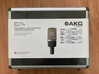 AKG C214