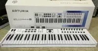 Arturia KeyLab Essential 61 MIDI keyboard [October 17, 2024, 2:02 pm]