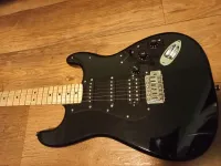 Squier Sonic Stratocaster