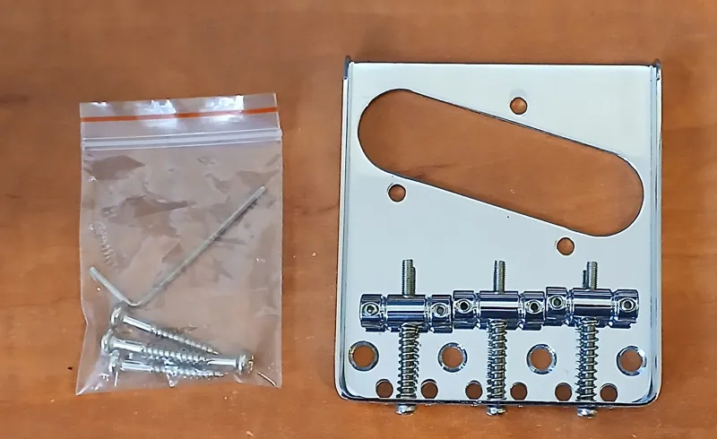 - Telecaster húrláb Bridge