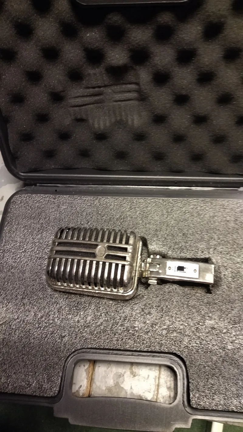Alctron  Microphone