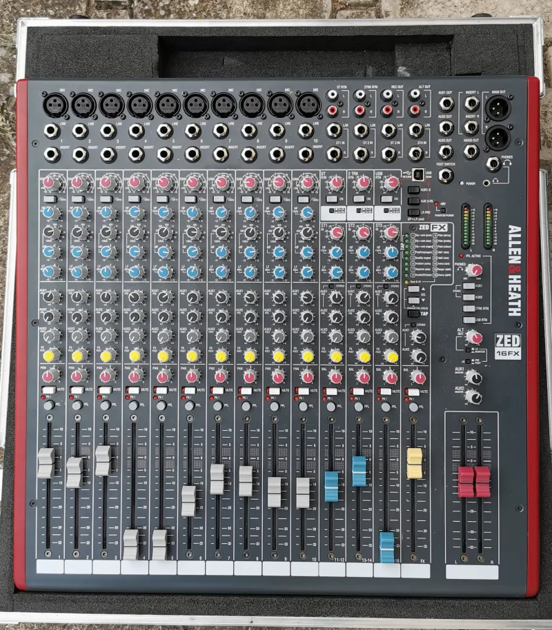 Allen & Heath ZED 16FX Mesa de mezclas