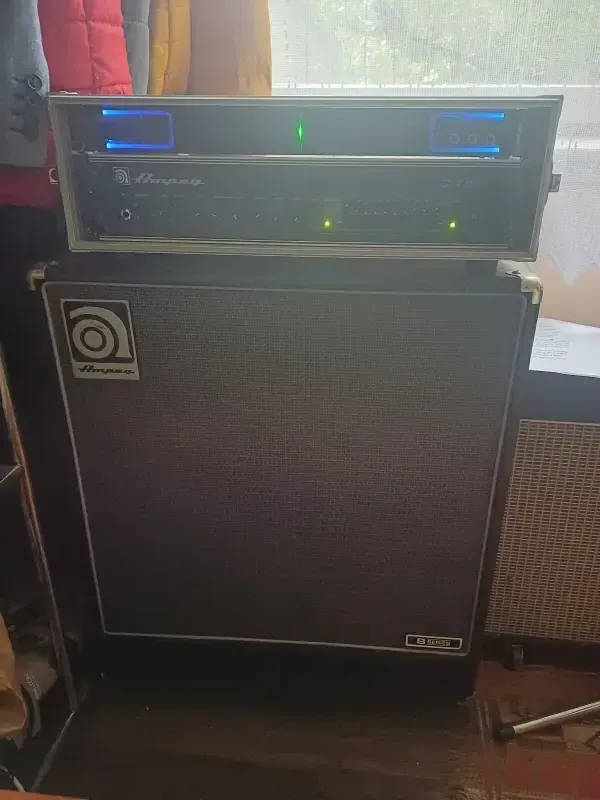 Ampeg  Basszus fej és láda