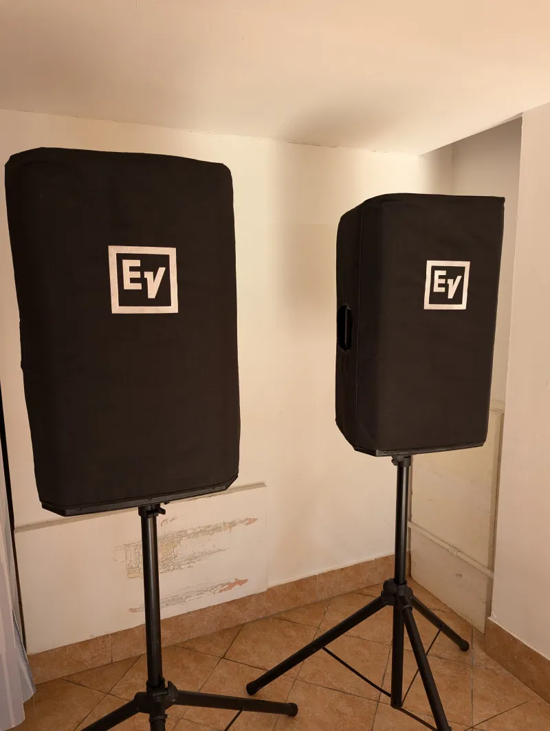 Electro Voice ZLX 15P Altavoz activo
