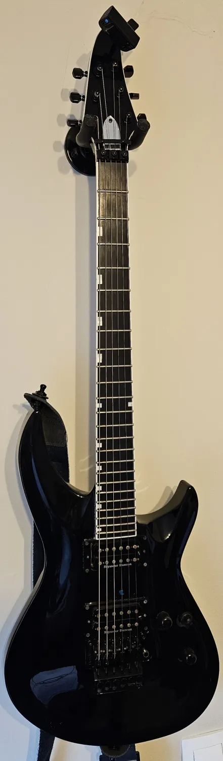 ESP Edwards EHR 145III Elektromos gitár