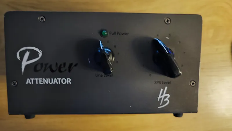 Harley Benton PA-100 Attenuator