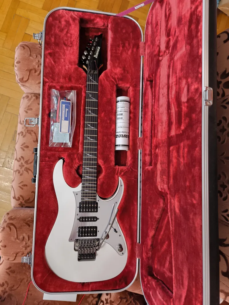 Ibanez RG2550Z Prestige Guitarra eléctrica