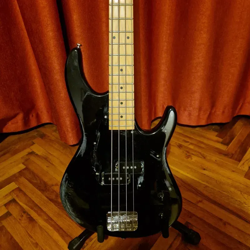 Ibanez TRB50  Precision Made in Korea Bajo eléctrico