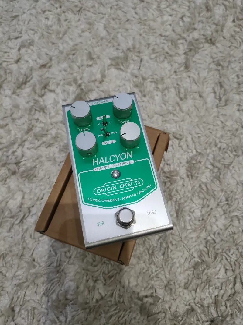 Origin Effects Halcyon green overdrive Effect pedal