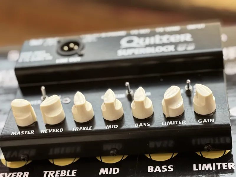  Superblock us Guitar amplifier