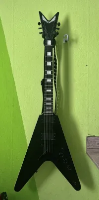 Dean Stealth V black Satin Elektromos gitár [2024.10.27. 10:57]