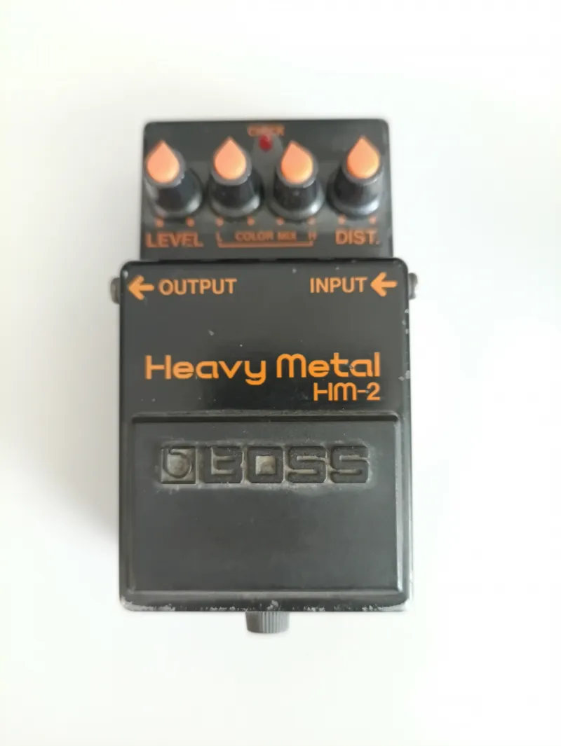 BOSS Heavy Metal HM-2 Pedál