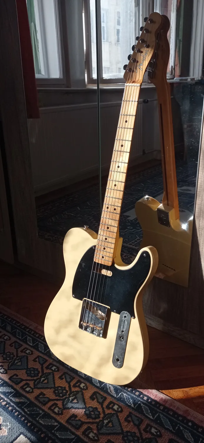 Fender Classic Player Baja Electric guitar