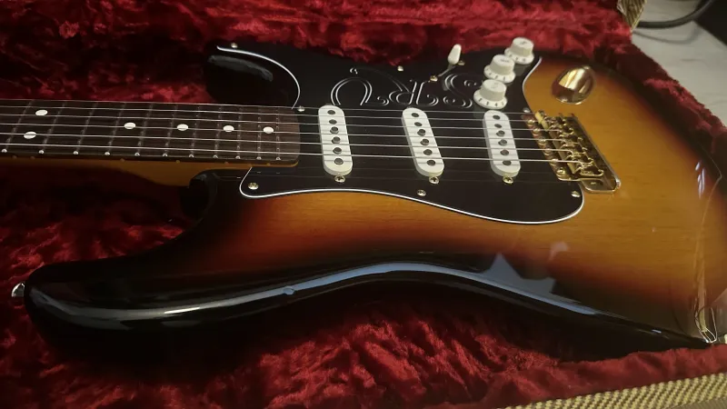 Fender Stratocaster - SRV Signature 1999 Elektrická gitara